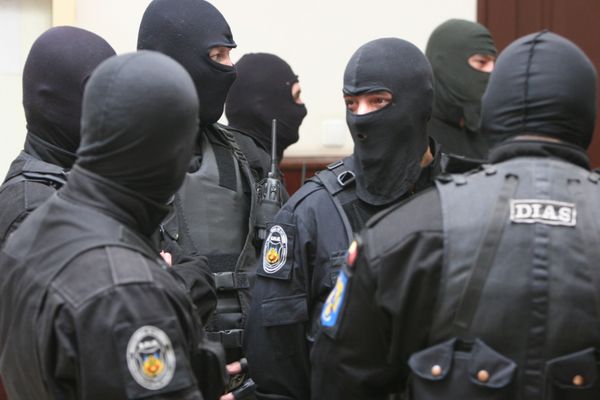  Grup infracțional destructurat. Au furat motorină în valoare de 2 milioane de dolari din baza militară americană de la Mihail Kogălniceanu