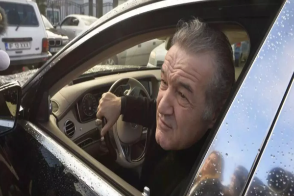 George Becali, implicat într-un accident rutier în București