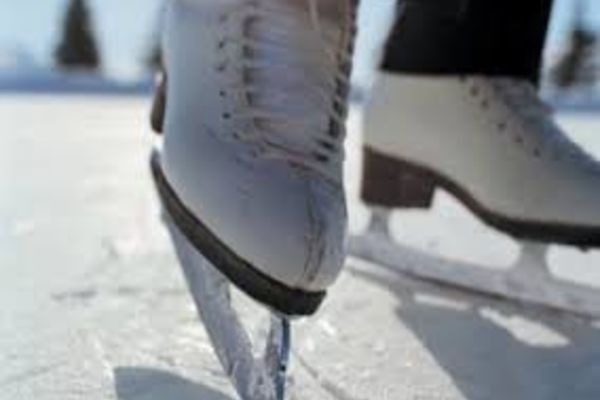 Patinoarul din Tulcea se deschide în ... ianuarie