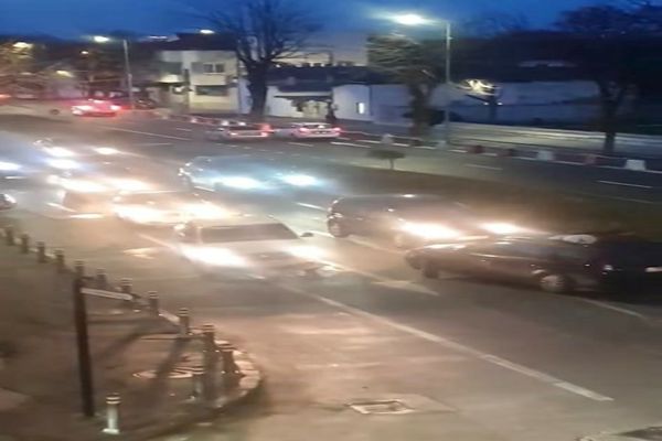 VIDEO Șofer teribilist, pe contrasens pe bulevard!