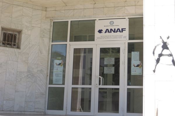 ANAF a publicat Broșura referitoare la Declarația unică privind impozitul pe venit și contribuțiile sociale datorate de persoanele fizice