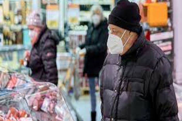 Masca de protecție FFP2 ar putea deveni obligatorie în VALUL 5! Măsura se află pe masa Guvernului - Când s-ar putea lua o decizie