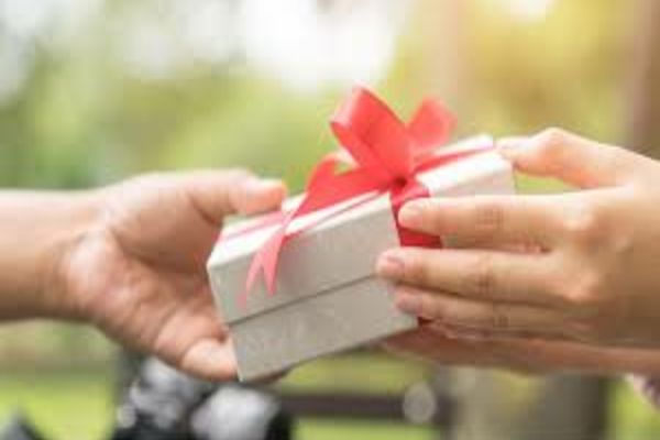 Baba Vanga: Cadourile pe care să NU le primeşti niciodată. Aduc numai lacrimi și nenorociri