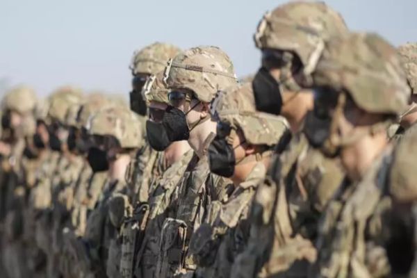 Șeful NATO reclamă un joc dublu al Rusiei: continuă masarea trupelor la graniță, deși a anunțat retragerea