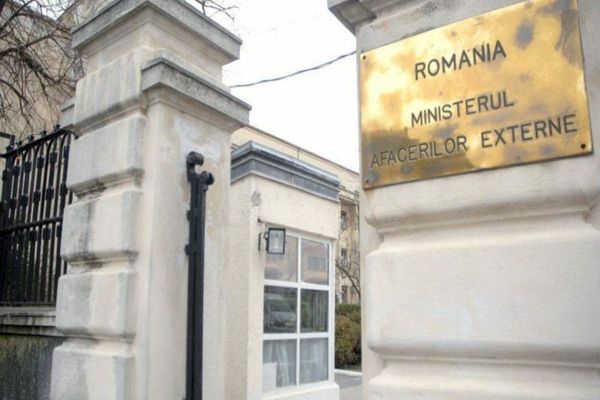 MAE: Toți românii aflați pe teritoriul Rusiei trebuie să plece imediat