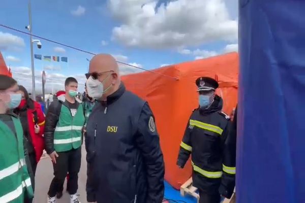 VIDEO Raed Arafat la Isaccea “Aici organizarea este foarte bine făcută”. Estimează o creştere a numărului de refugiaţi ucraineni