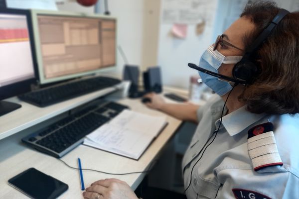 Nu este o glumă! Apelul fals la 112 se pedepsește! Sună responsabil!