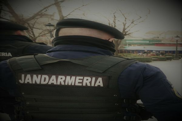 Agresor sexual la 78 de ani. Acuzat de ultraj contra bunelor moravuri