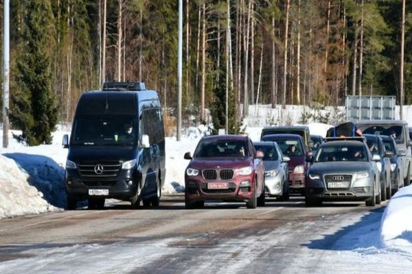 Și rușii fug în Occident, de teamă că vor ajunge să trăiască precum în timpul URSS