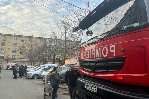 VIDEO Explozie în municipiul Tulcea. O femeie rănită