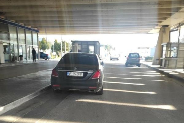 Elena Udrea, prinsă pe teritoriul Bulgariei