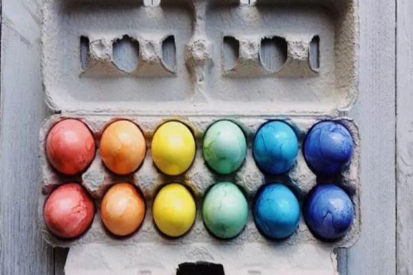 Ce pățesc oamenii care mănâncă prea multe ouă de Paște - Pericol pentru sănătate - La câte trebuie să ne oprim