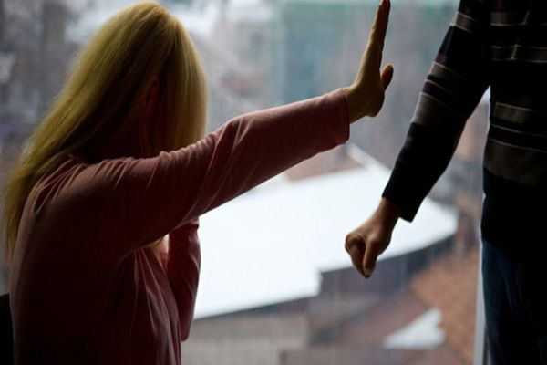 Dispută conjugală sfârșită cu bătaie