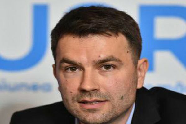 Cătălin Drulă către liderul PSD: „Marcele, îl dai afară pe baronul Şoseţică sau aştepţi să-l ia cu duba ca pe Dragnea?”