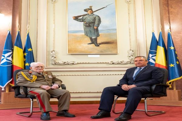 Ciucă: Conflictul din Ucraina trezește în noi oroarea și suferința bunicilor noștri. Cine și-ar fi închipuit că pacea Europei va atârna iarăși de un fir de ață?