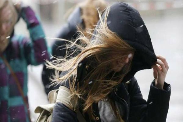 Alertă meteo! Meteorologii anunță cod galben de vânt puternic
