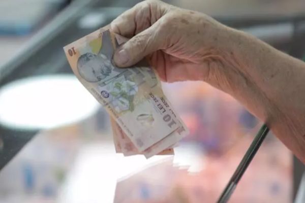 Șeful Casei de Pensii: Guvernul își permite o nouă MAJORARE