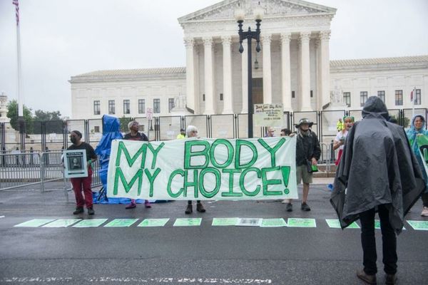 Curtea Supremă a Statelor Unite a revocat dreptul la avort