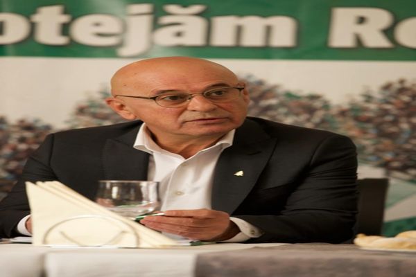 Șeful PER: ”Klaus Iohannis ar trebui să fie preşedintele românilor, nu al Serviciilor!”