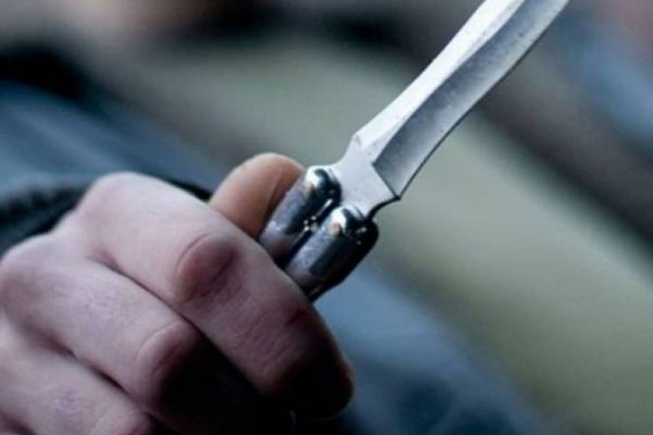 Femeie mutilată de concubin în sala de judecată