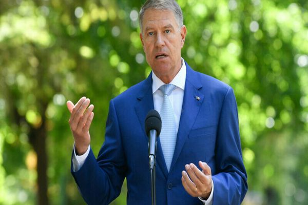 Klaus Iohannis își serbează, astăzi, ziua de naștere. Câți ani împlinește președintele