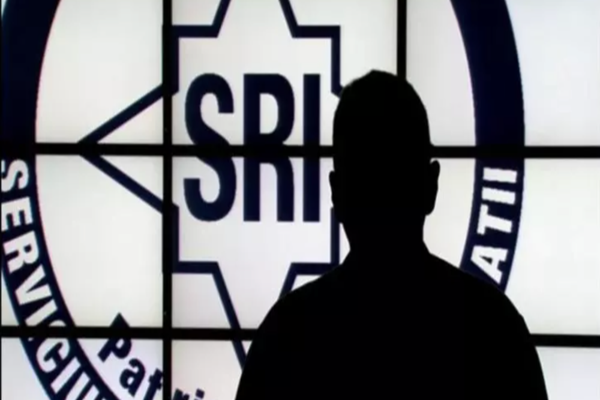 Serviciul Român de Informații și Serviciul de Informații Externe vor avea dreptul să inițieze legi– proiecte de lege