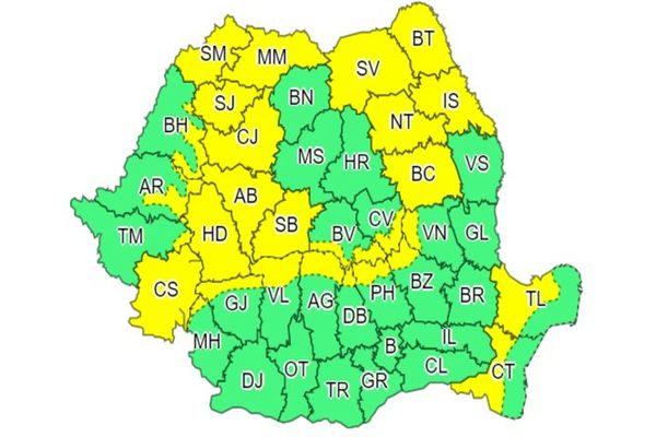 Meteorologii au emis o avertizare COD GALBEN de instabilitate atmosferică accentuată! Cât durează