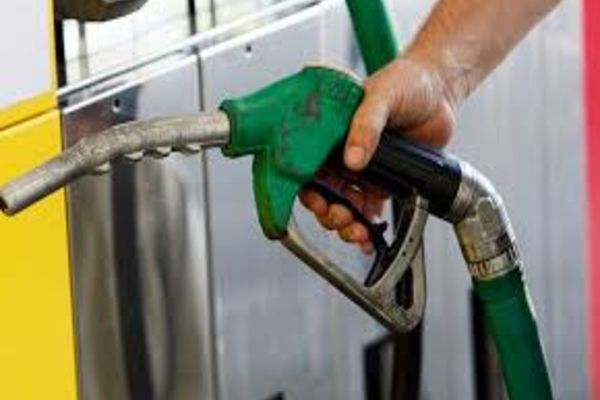 Amenzi usturătoare pentru benzinăriile din toată țară. Ce nereguli au găsit inspectorii ITM