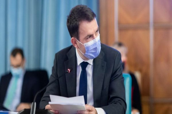 Cătălin Drulă l-a pus la punct pe ministrul Grindeanu chiar pe pagina acestuia de facebook: Sorine, ce faci e pesedism din ala pur, old-style
