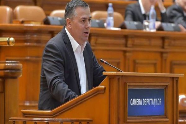 Președintele executiv al PMP, Petru Movilă: Ministrul Alexandru Rafila - ziua, gafa şi bâlba!