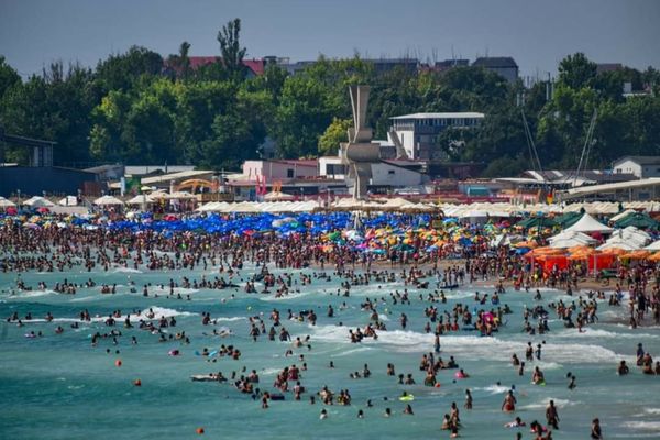 Record de turiști în acest weekend. Sunt așteptați peste 200.000 de oameni pe litoral