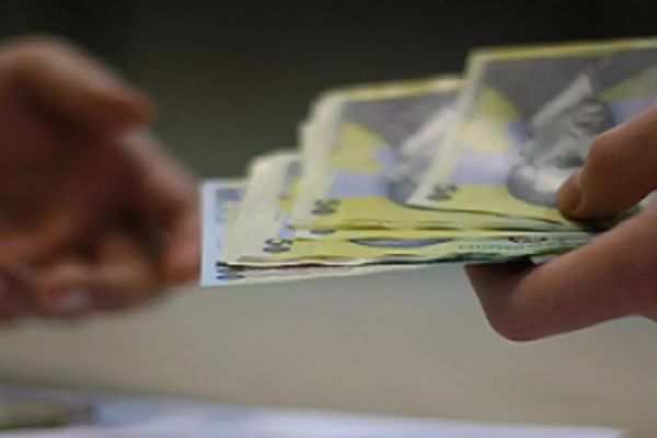 Majorarea salariilor la stat, amânată - ordonanța a fost retrasă. „Este clar că situația bugetară este precară”