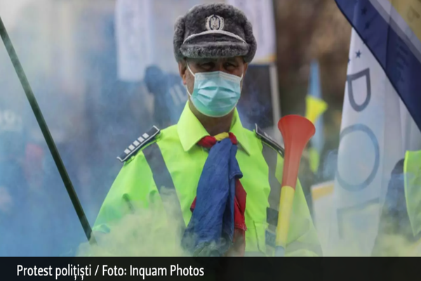 Polițiștii, în stradă pentru creșteri de salarii, pensii și respectarea drepturilor - PROTEST uriaș în București