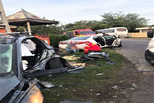 FOTO Accident teribil: un mort și cinci raniti grav,  printre care trei copii