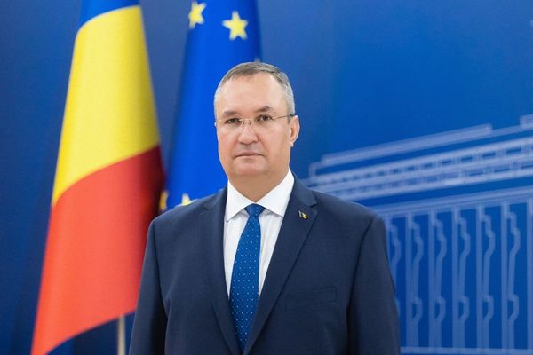 Mesajul premierului Ciucă la împlinirea a 31 de ani de la proclamarea Independenţei Republicii Moldova: Am fost și suntem alături de fraţii de peste Prut