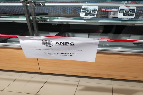 Zeci de magazine Auchan, amendate de ANPC. Ce nereguli au descoprit inspectorii