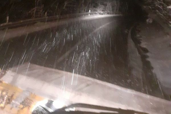 Vremea se răcește brusc - val de aer polar peste România: temperaturi la limita ÎNGHEȚULUI