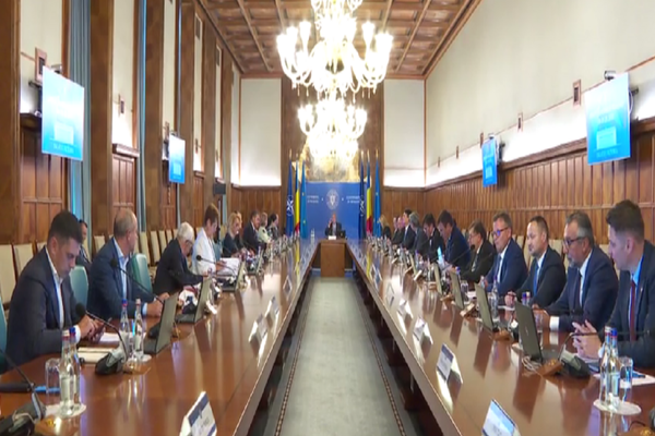 Măsurile pentru compensarea facturilor, prelungite până la 31 august 2023. Nicolae Ciucă: „98% din gospodării vor beneficia de plafonare”