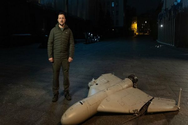 Război în Ucraina - Zelenski:Rusia a efectuat 4.500 de lovituri cu rachete şi peste 8.000 de raiduri aeriene. „Ne continuăm lupta”