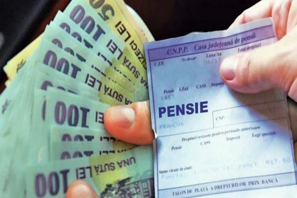 Românii care au lucrat în străinatate și se întorc în țară pot primi pensie. Cum poți obține banii de la stat