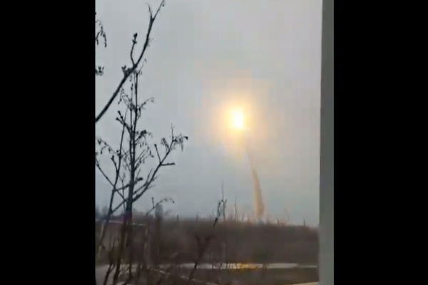 O rachetă HIMARS a lovit o hidrocentrală din Herson. Presa rusă anunță un dezastru dacă barajul cedează