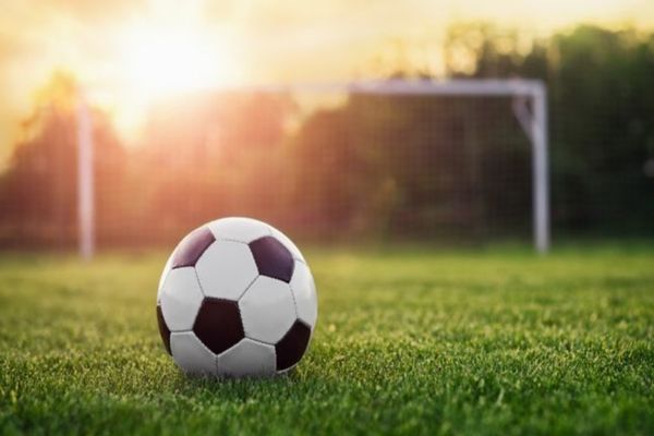 Copil de 12 ani, mort după un antrenament la fotbal. Reacția FRF