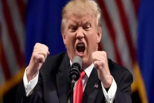 Alegeri în SUA. Fostul preşedinte Donald Trump a votat şi prezice o „noapte măreaţă” pentru republicani