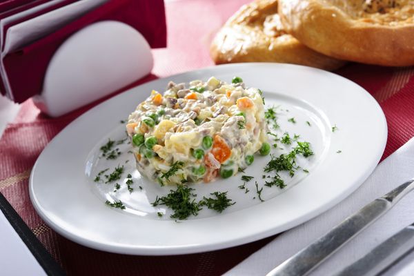 Salata de boeuf fără carne, ideală în timpul postului - Rețeta cea mai ușoară, pas cu pas