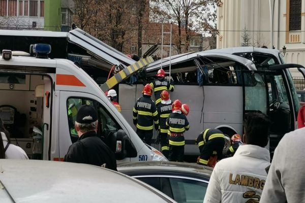 Ultimele informații despre persoanele internate în spital în urma accidentului de la Pasajul Unirii