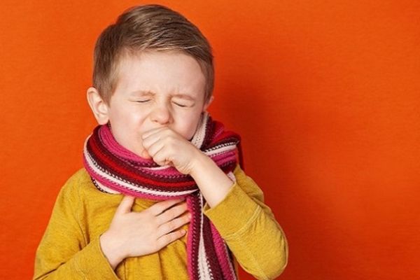 Trei leacuri bătrânești pentru tusea seacă. Unul sigur îl ai în casă!