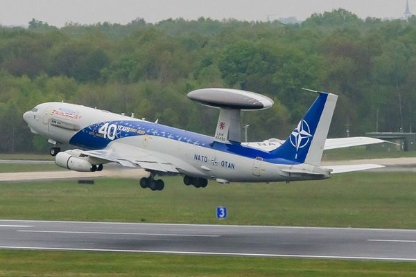 Mircea Geoană, despre aeronavele AWACS: ”Acest ochi atotvăzător din cer va furniza informaţii critice, în timp real”