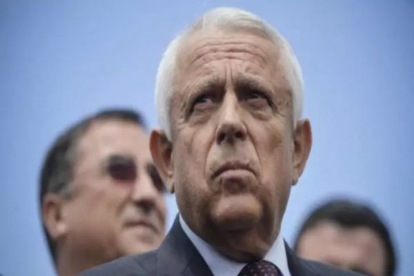 Petre Daea, mesaj pentru fermierii care vor să acceseze bani de la Guvern: "Dacă ai sapa în mână, apucă-te și treci la prășit!"
