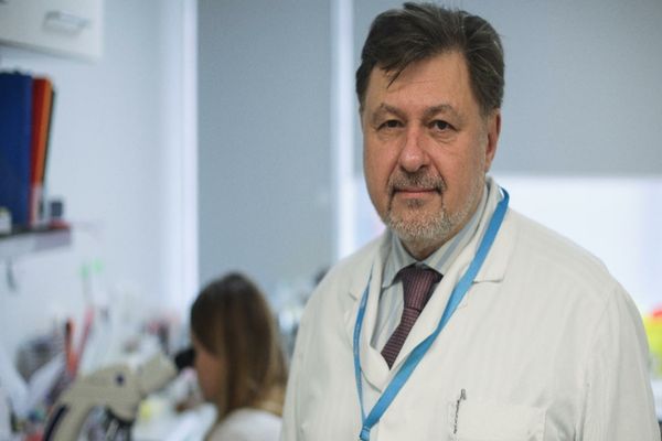 Rafila dă asigurări că se vor găsi suficiente medicamente în farmacii: Dar asta nu înseamnă că toată lumea trebuie să își facă provizii