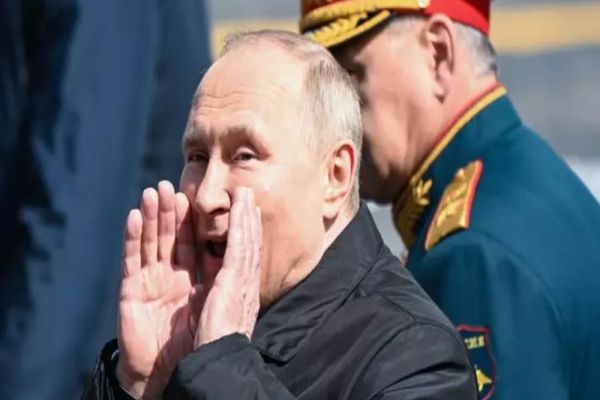 PUTIN vrea să pună mâna pe Donbas până în martie - Strategia războiului de uzură în Ucraina, dezvăluită de serviciile secrete